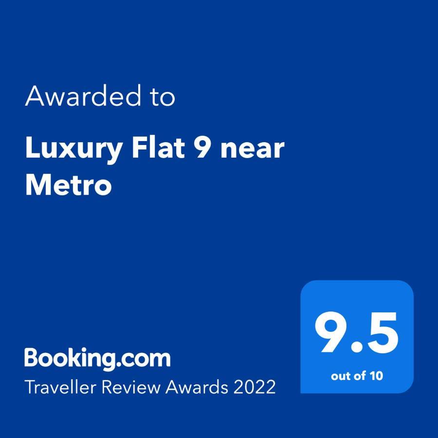 Ferienwohnung Luxury Flat 9 Near Metro Bukarest Exterior foto
