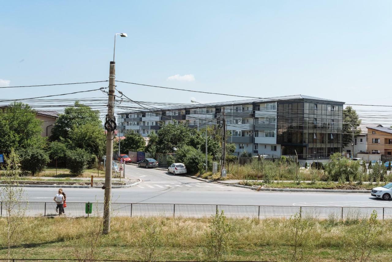 Ferienwohnung Luxury Flat 9 Near Metro Bukarest Exterior foto
